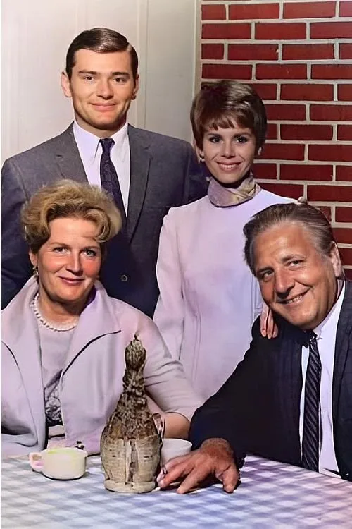 Love on a Rooftop (1966)