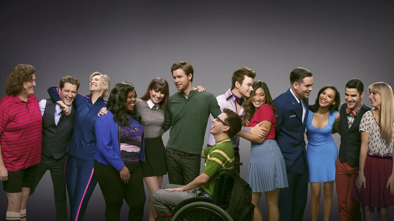Glee (2009)