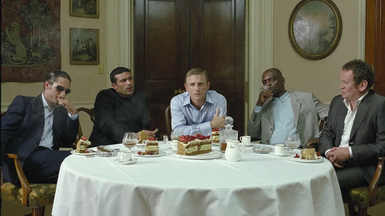 Layer Cake (2004)