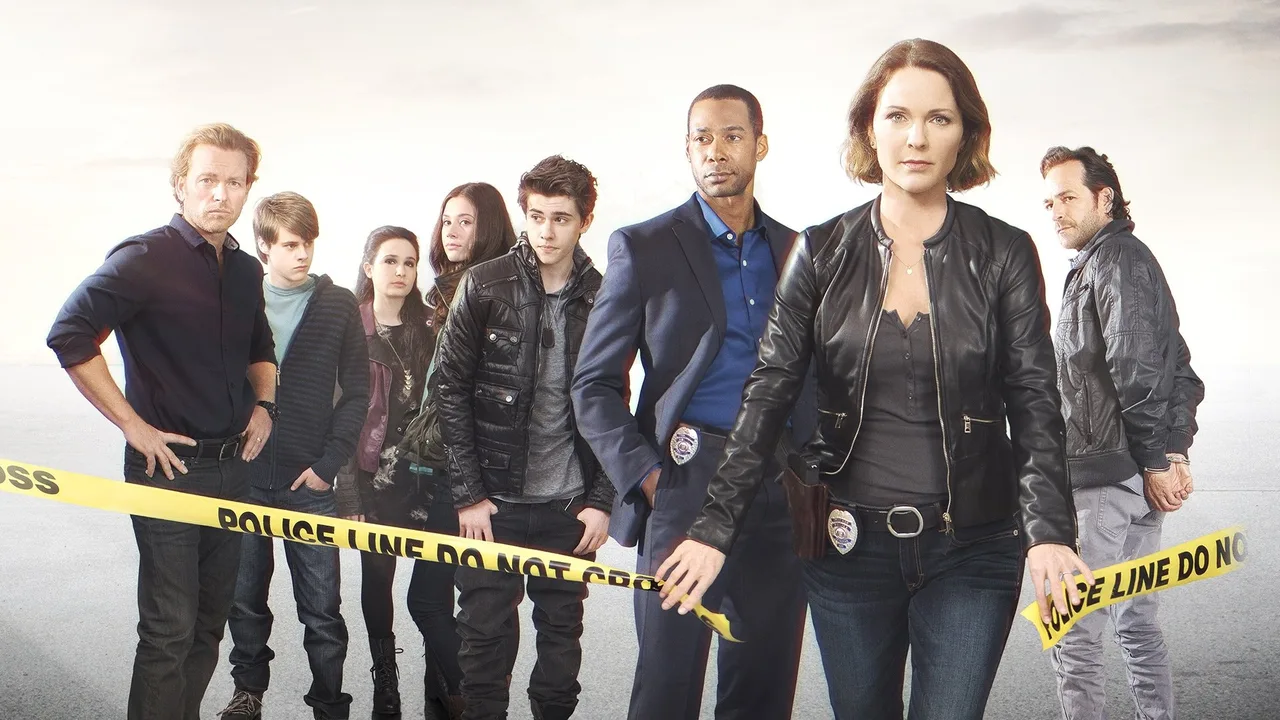 Ties That Bind (2015)