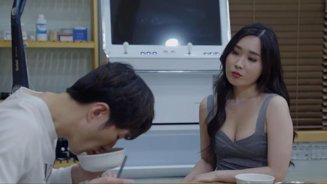 Mother's Friend 2 (2018)