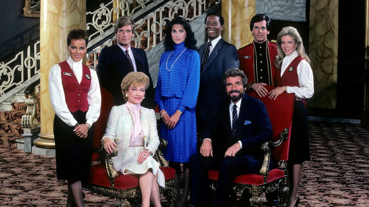 Hotel (1982)