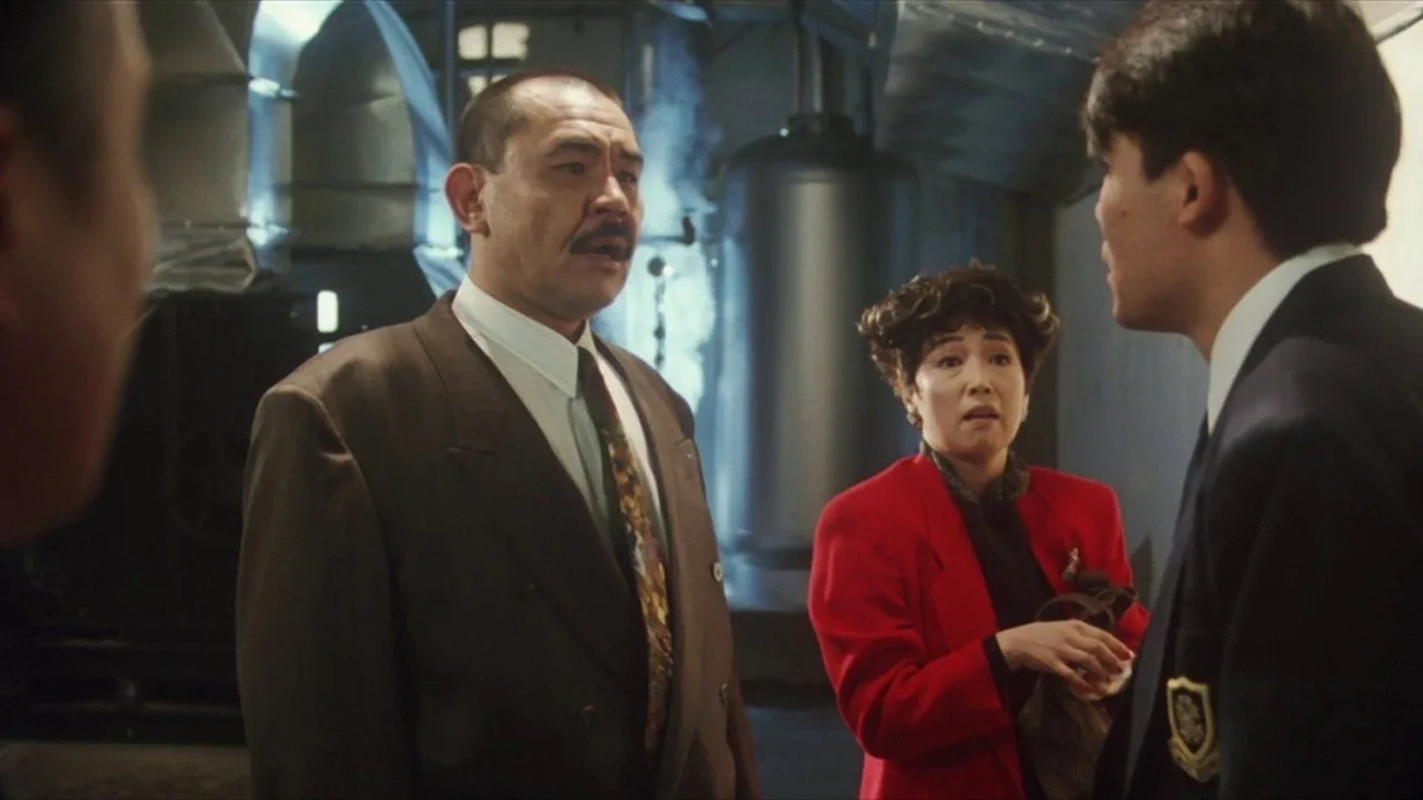 Minbo, or The Gentle Art of Japanese Extortion (1992)